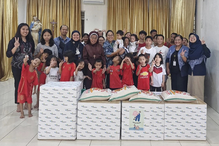Donating goods through events (Indonesia)