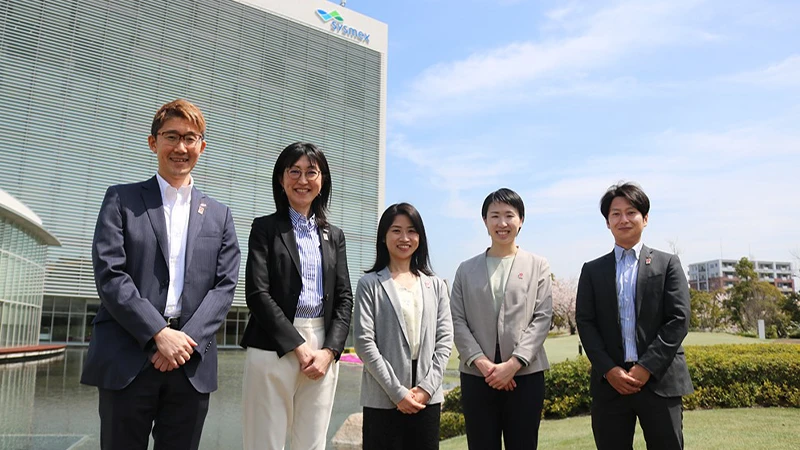 “こころ”に向き合うヘルスケアへ～大阪・関西万博でシスメックス社員が描いた50年後の未来～